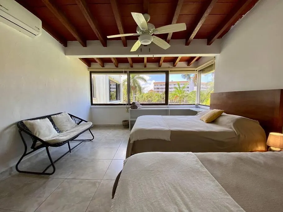 Mexican Lagoon Front Villa By Casa Paraiso Cancún